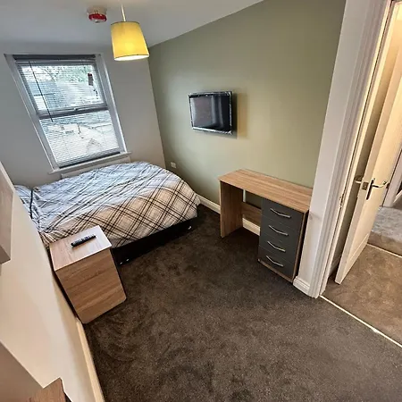Cozy 6 Bedroom Hmo 招待所 *